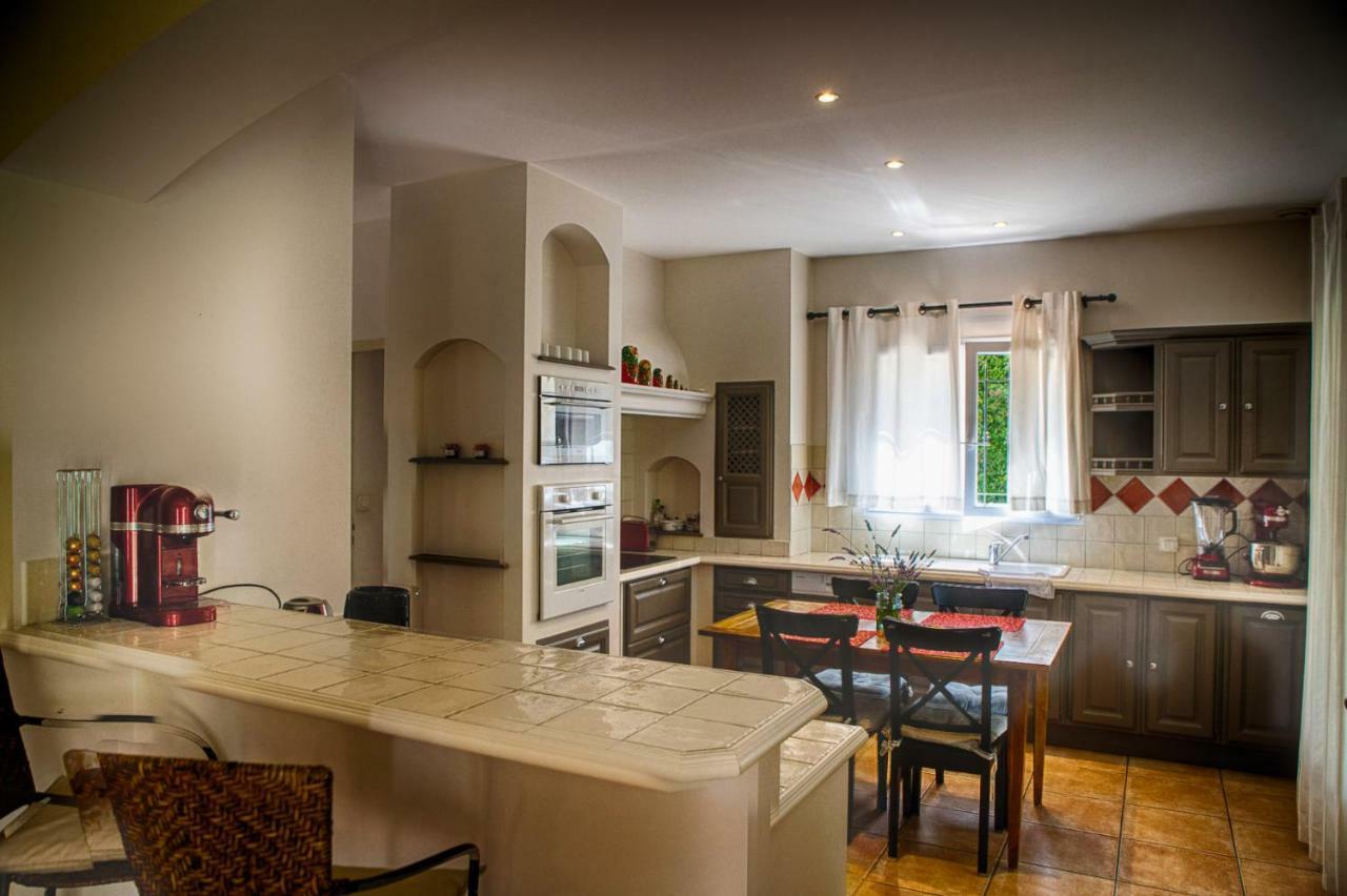 Auberge De Garance - Villa Prestige 5 Etoiles & Table Gastronomique Etoile Saint-Rémy-de-Provence Dış mekan fotoğraf